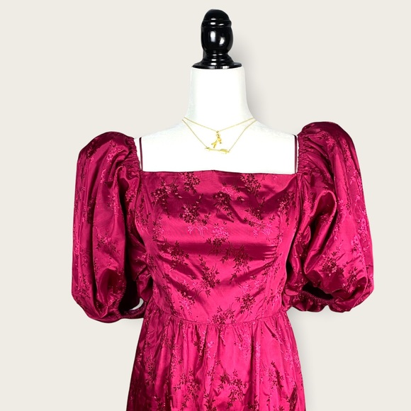 Vintage 80’s House of Nu-Mode Puff Jacquard Gown - Picture 10 of 16